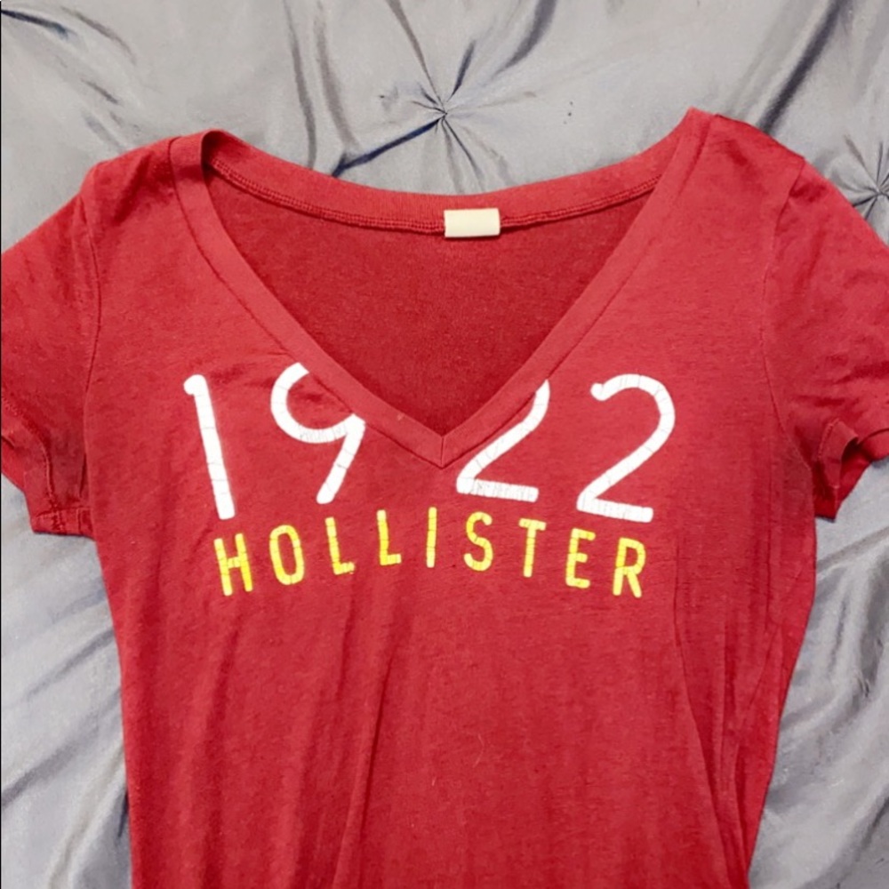 HOLLISTER TEE